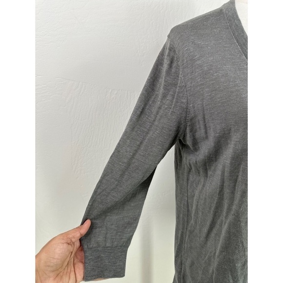 Ann Taylor Silk Blend V-Neck Button Down Cardigan - Picture 5 of 11